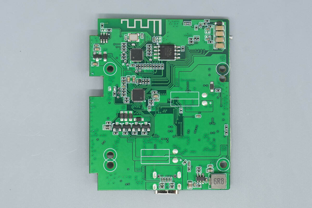Teardown of KOAKUMA 3-in-1 Display Qi2.2 Wireless Charger-Chargerlab