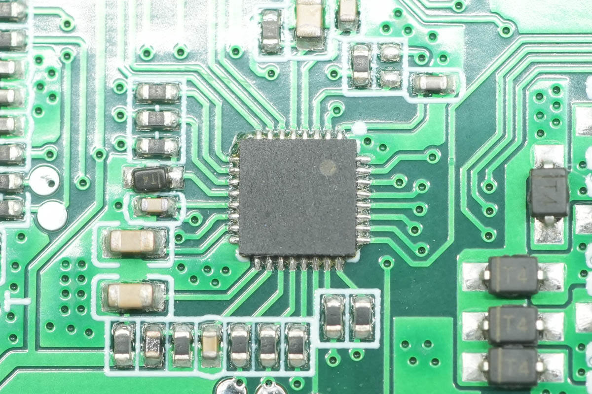 Teardown of KOAKUMA 3-in-1 Display Qi2.2 Wireless Charger-Chargerlab