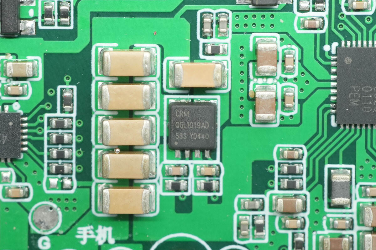 Teardown of KOAKUMA 3-in-1 Display Qi2.2 Wireless Charger-Chargerlab