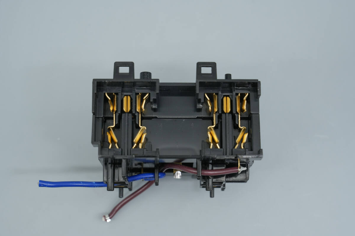 Teardown of BULL 67W GaN Digital Display Power Strip (GNV-ML1676)-Chargerlab