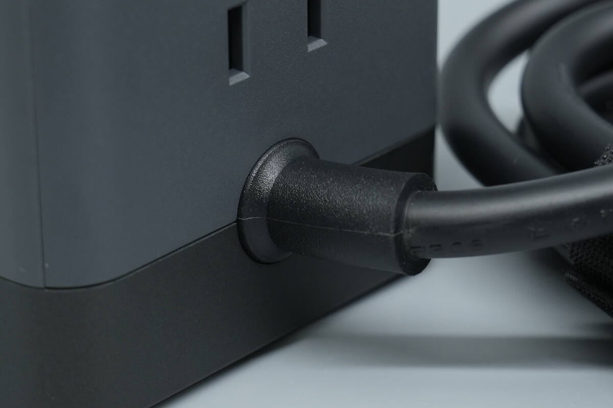 Teardown of BULL 67W GaN Digital Display Power Strip (GNV-ML1676)-Chargerlab