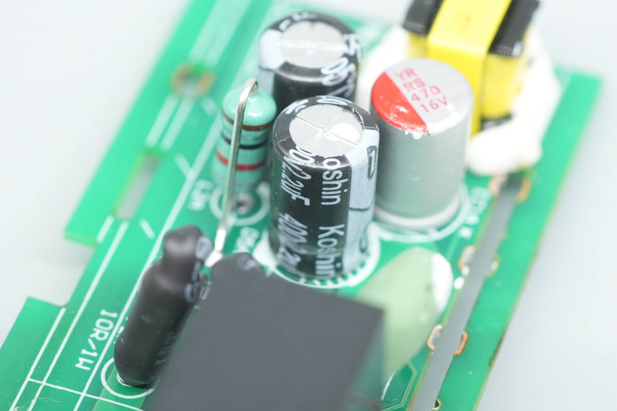 Teardown of BULL 67W GaN Digital Display Power Strip (GNV-ML1676)-Chargerlab