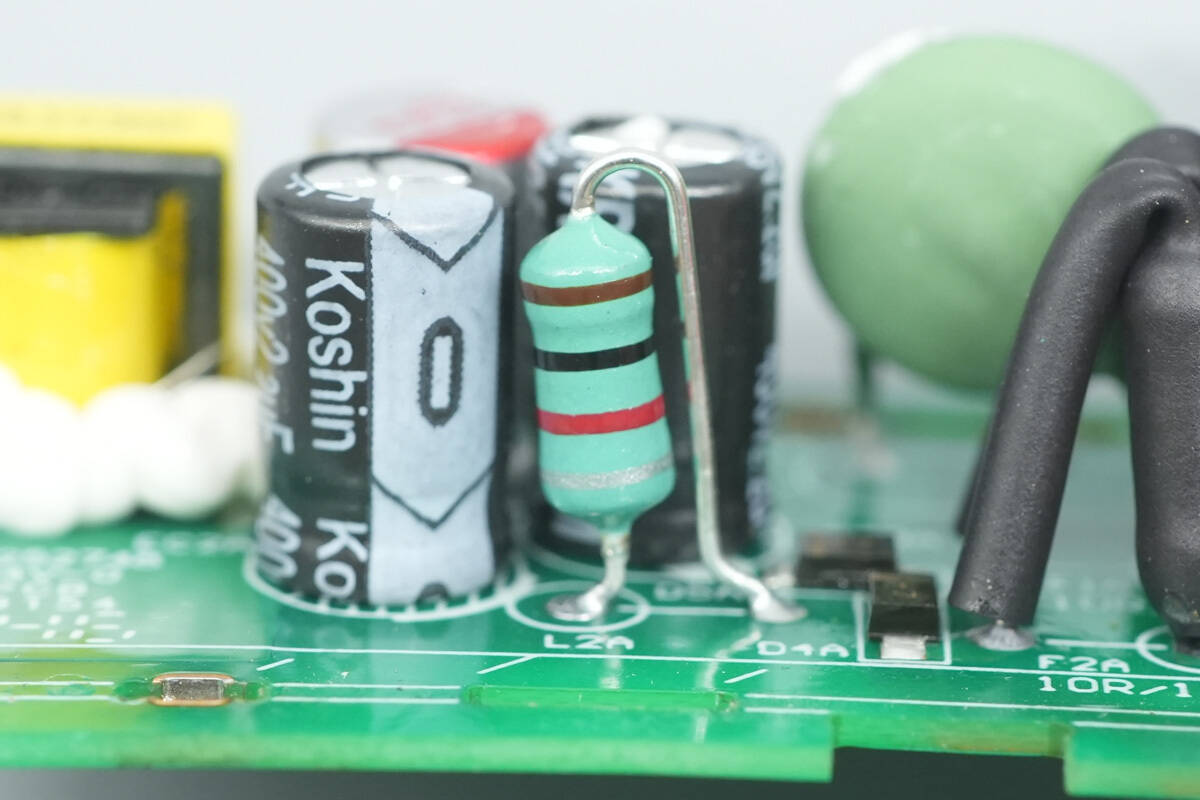 Teardown of BULL 67W GaN Digital Display Power Strip (GNV-ML1676)-Chargerlab