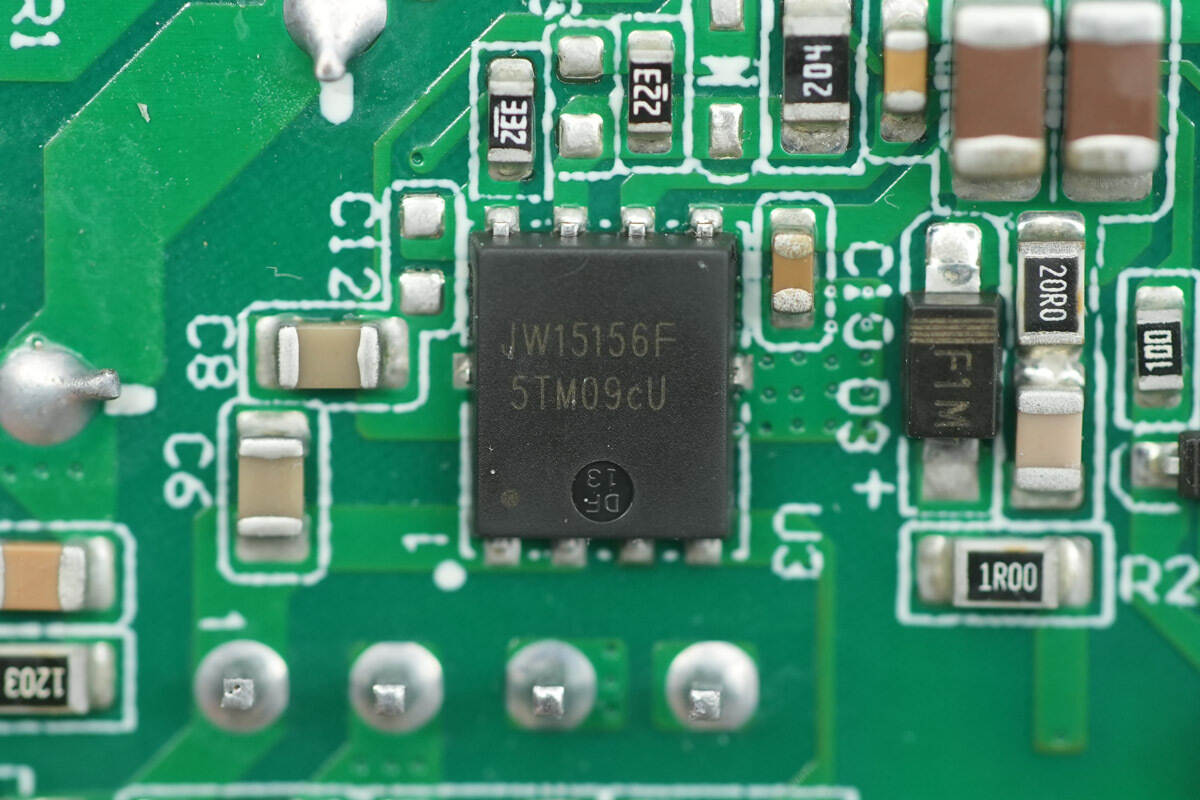 Teardown of BULL 67W GaN Digital Display Power Strip (GNV-ML1676)-Chargerlab