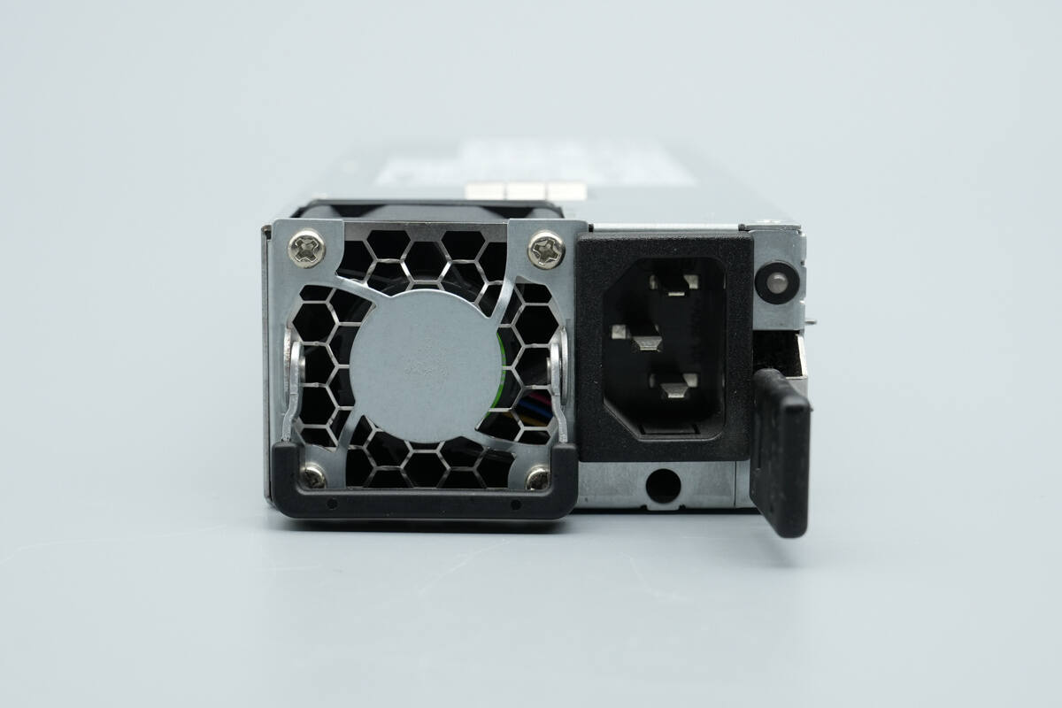 Teardown of 3Y POWER 1600W SiC Server Power Supply (YSEF1600EM)-Chargerlab