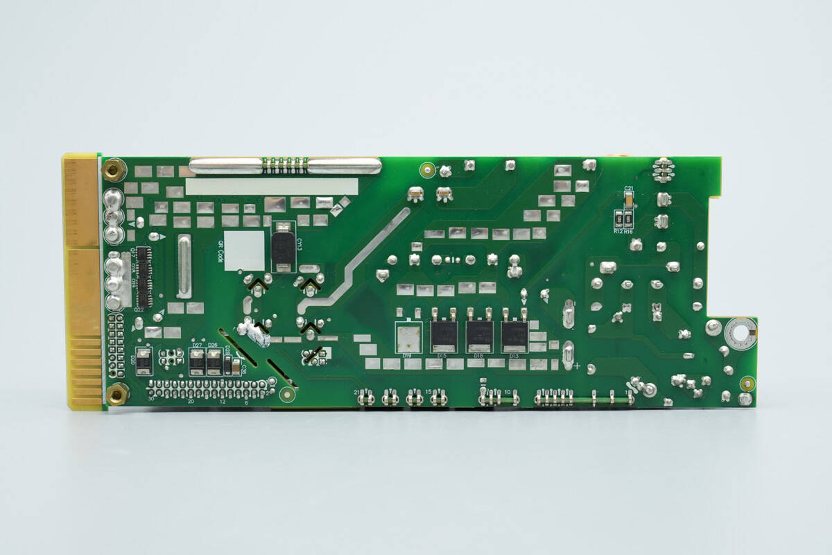 Teardown of 3Y POWER 1600W SiC Server Power Supply (YSEF1600EM)-Chargerlab