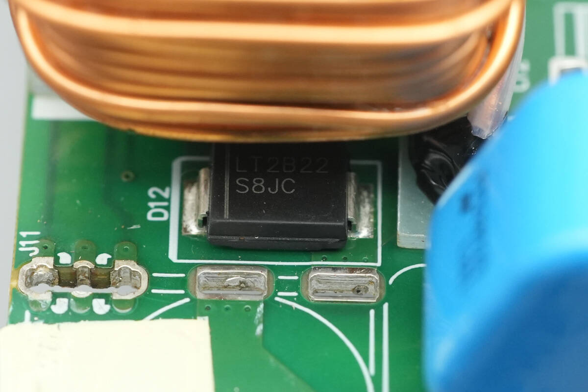 Teardown of 3Y POWER 1600W SiC Server Power Supply (YSEF1600EM)-Chargerlab