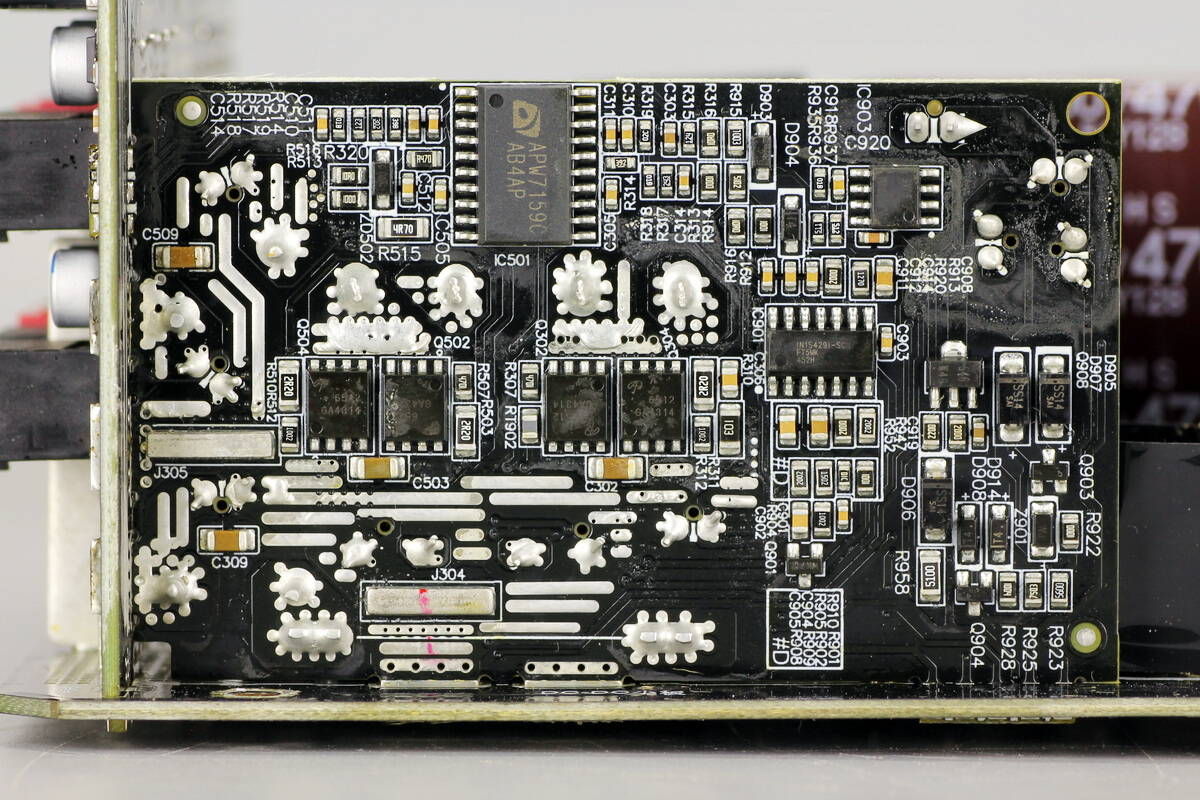 Teardown of HuntKey MVP P1600X Platinum SiC Fully Modular PSU (HK1K6-51PG)-Chargerlab