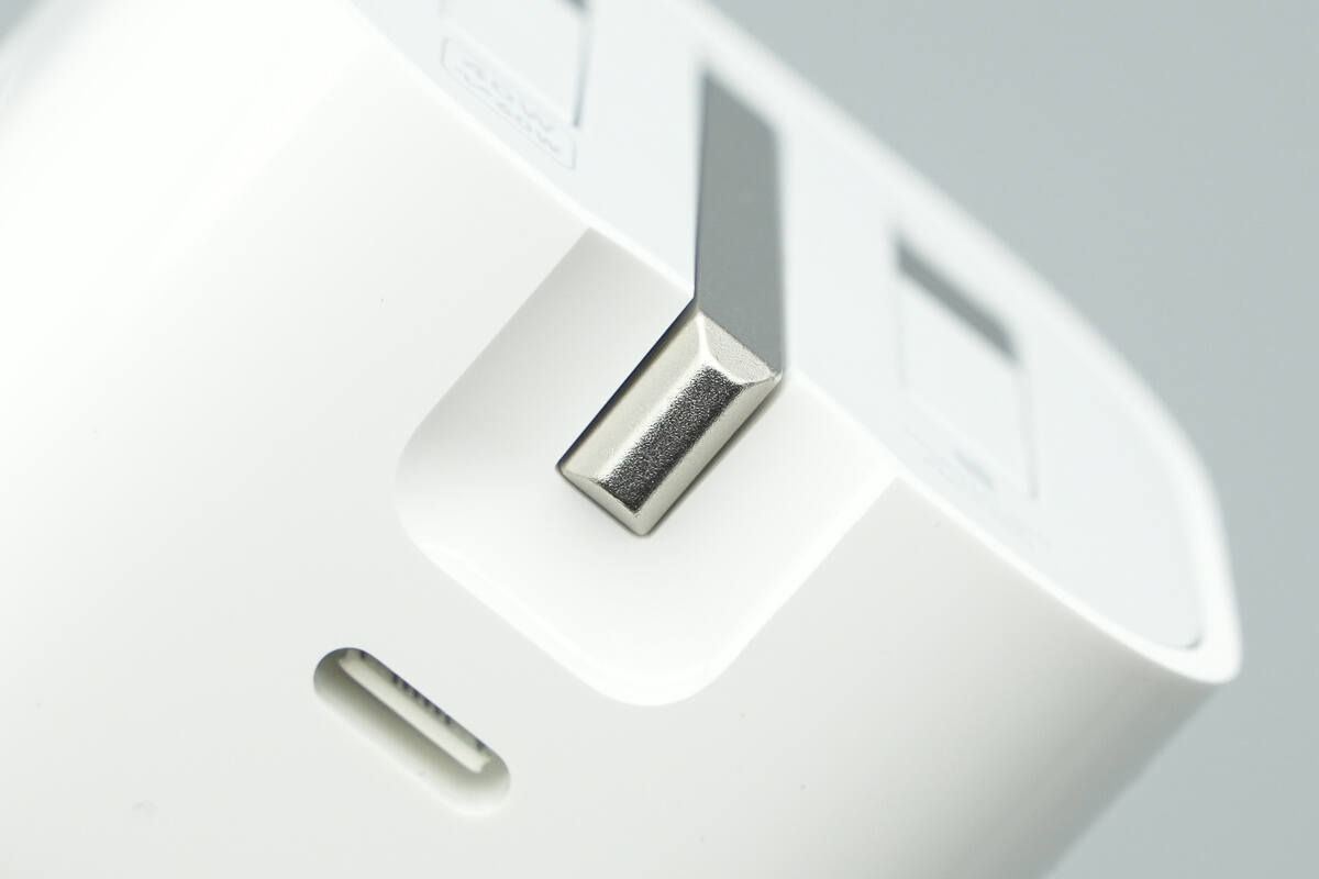 Teardown of Apple 40W Dynamic Power Adapter (A3365, HK Version)-Chargerlab