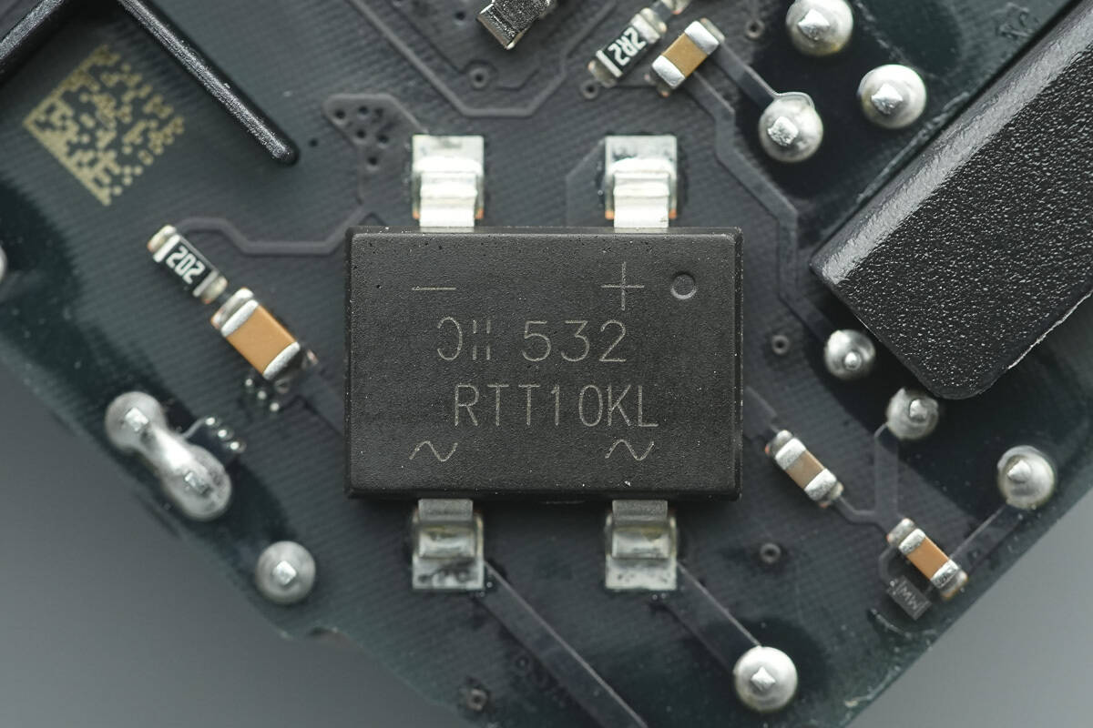 Teardown of Apple 40W Dynamic Power Adapter (A3365, HK Version)-Chargerlab