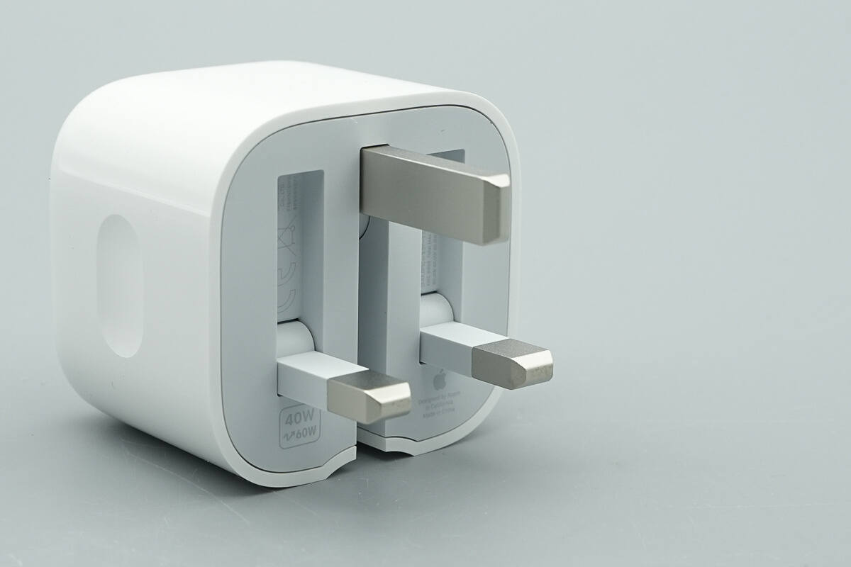 Teardown of Apple 40W Dynamic Power Adapter (A3365, HK Version)-Chargerlab