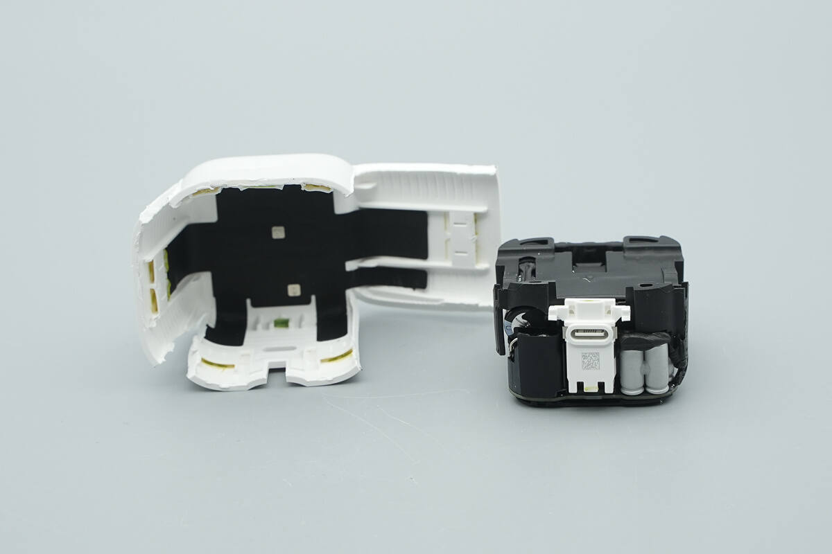 Teardown of Apple 40W Dynamic Power Adapter (A3365, HK Version)-Chargerlab