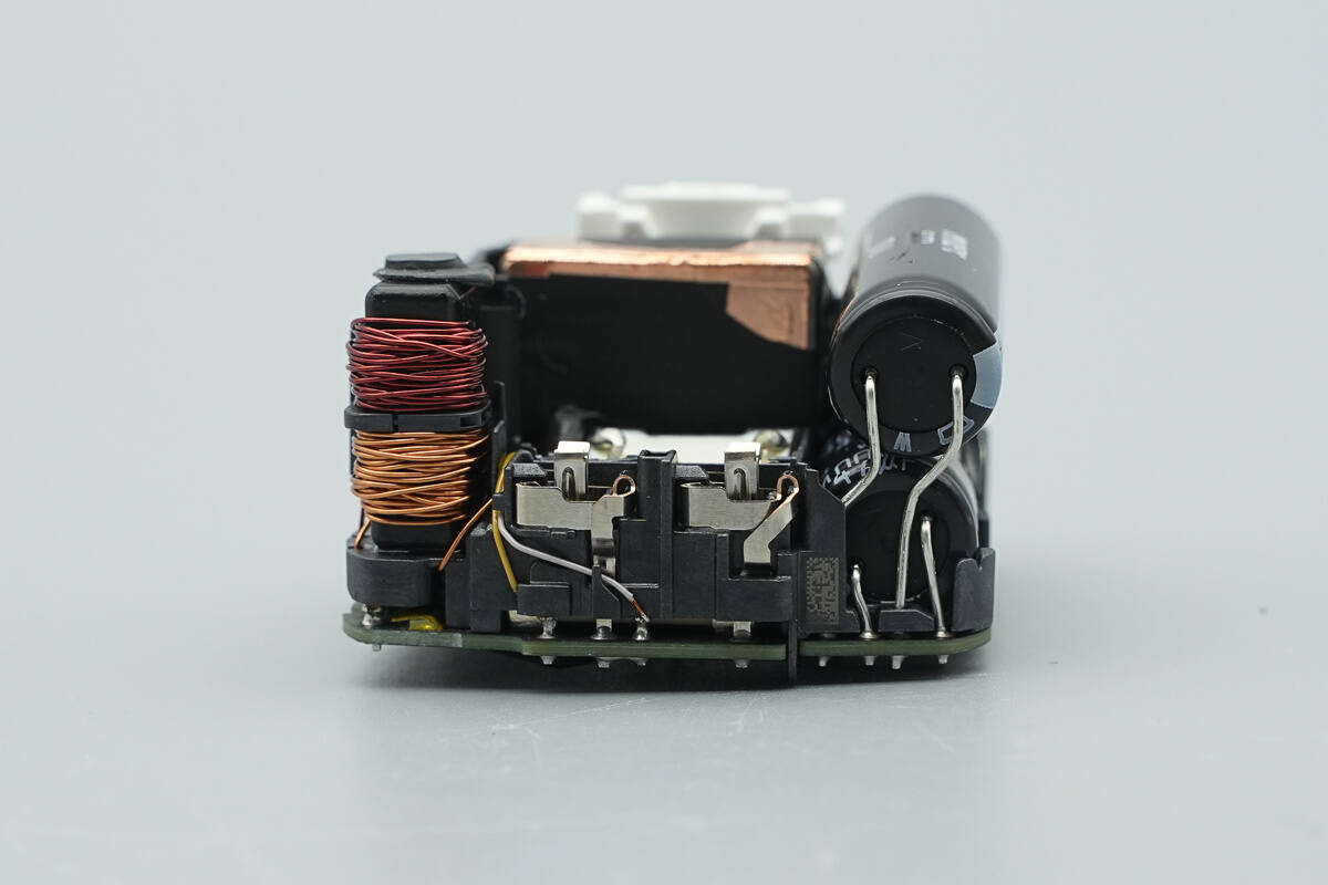Teardown of Apple 40W Dynamic Power Adapter (A3365, HK Version)-Chargerlab