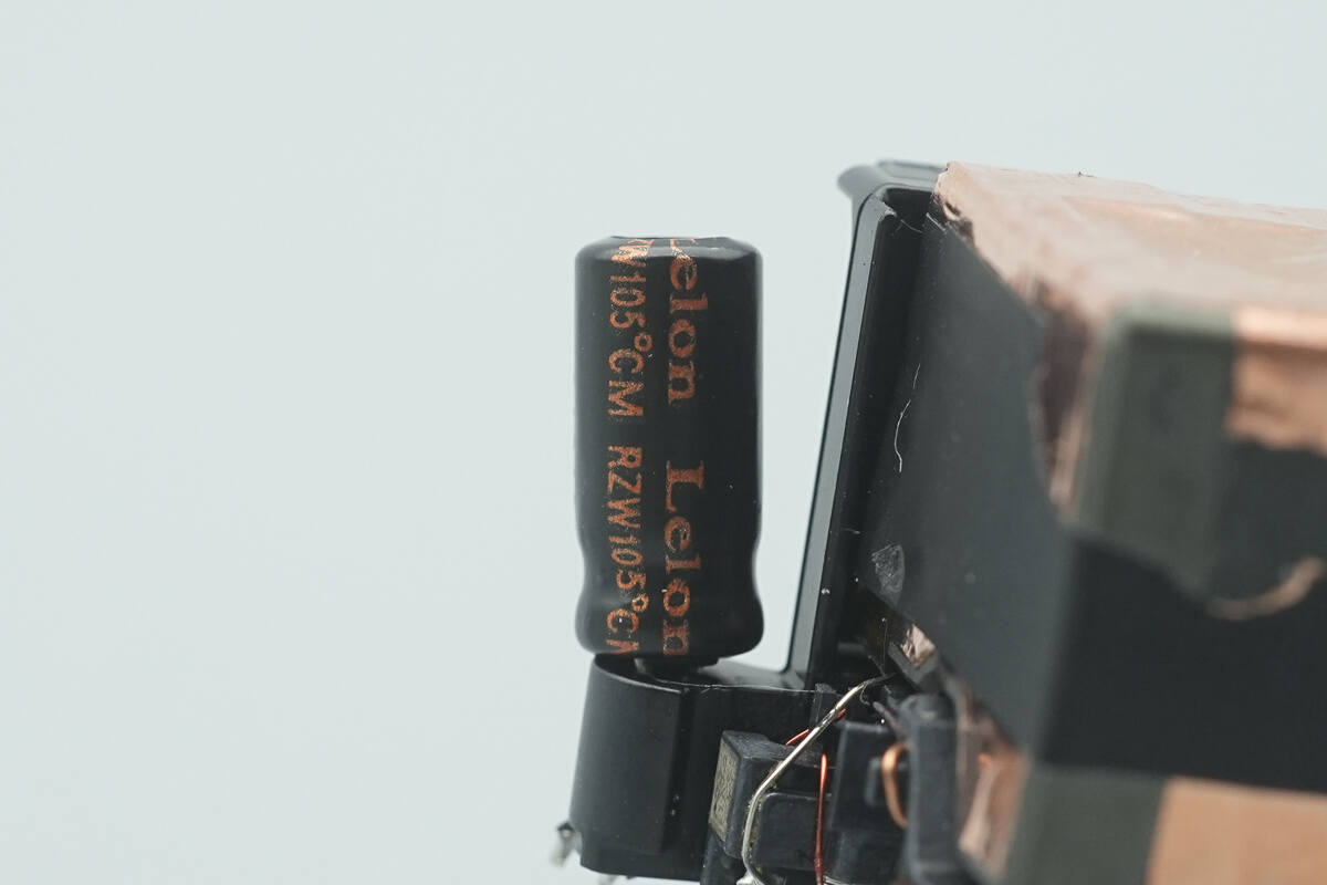 Teardown of Apple 40W Dynamic Power Adapter (A3365, HK Version)-Chargerlab