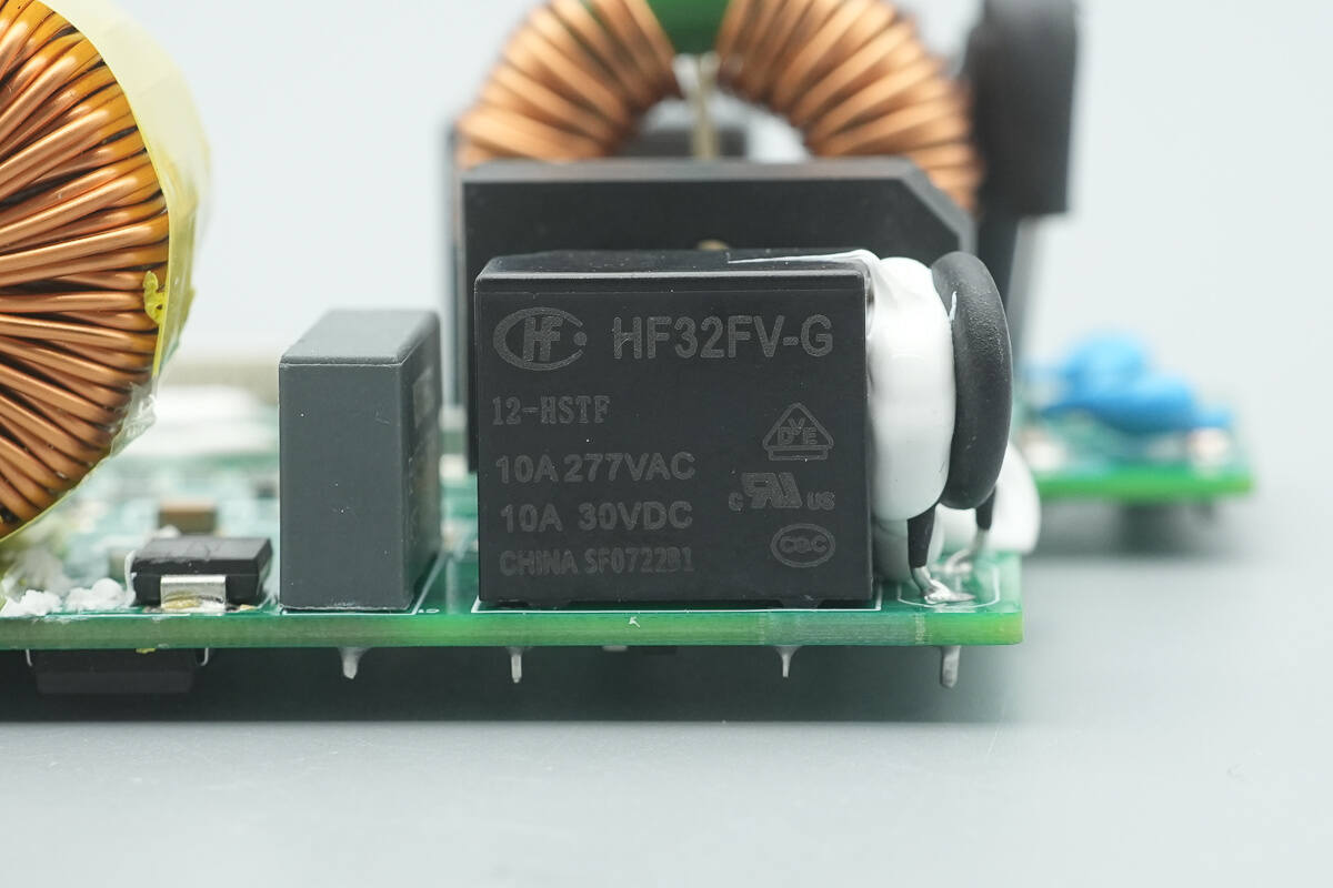 Teardown of MORNSUN 550W Platinum SiC Server Power Supply (LMS550-P12B)-Chargerlab