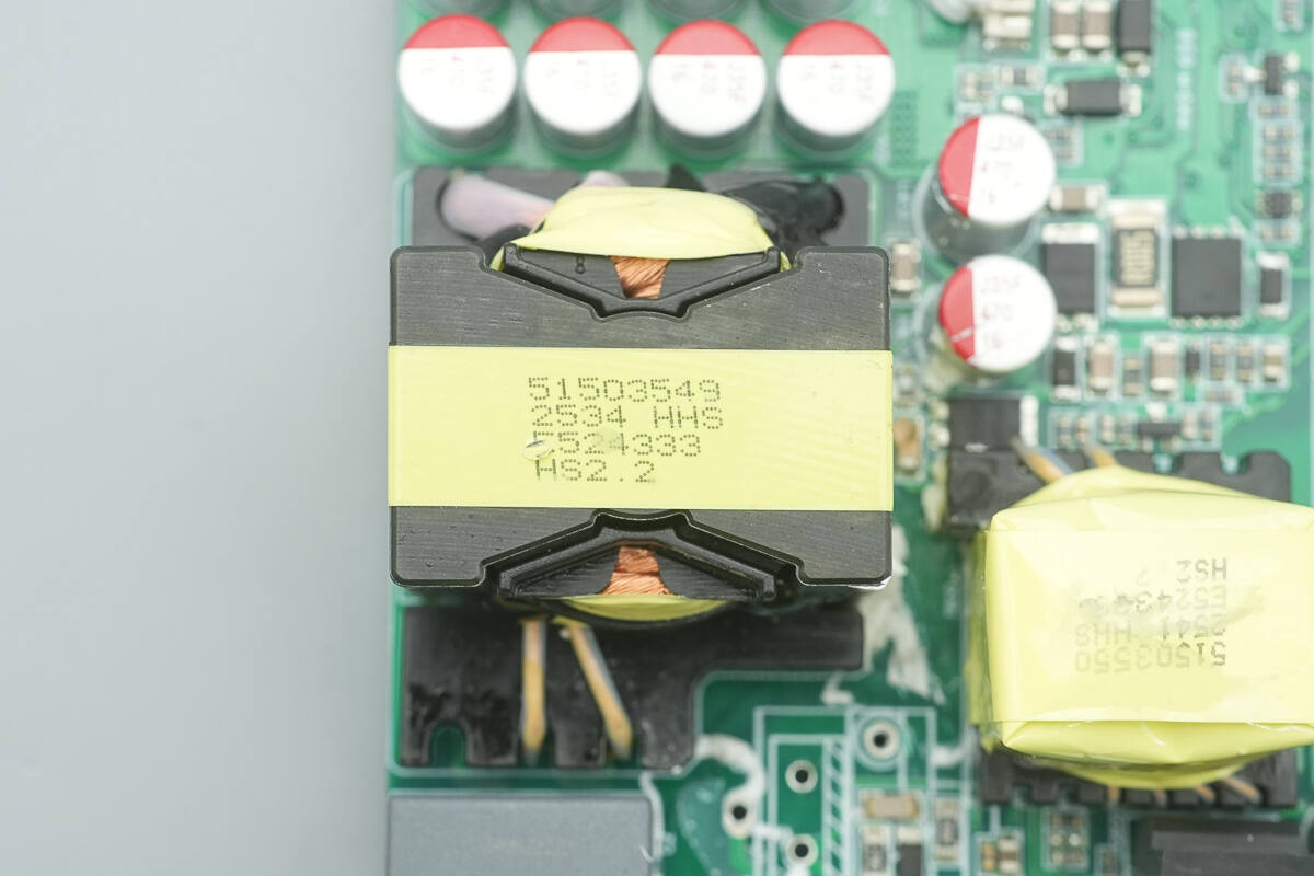 Teardown of MORNSUN 550W Platinum SiC Server Power Supply (LMS550-P12B)-Chargerlab