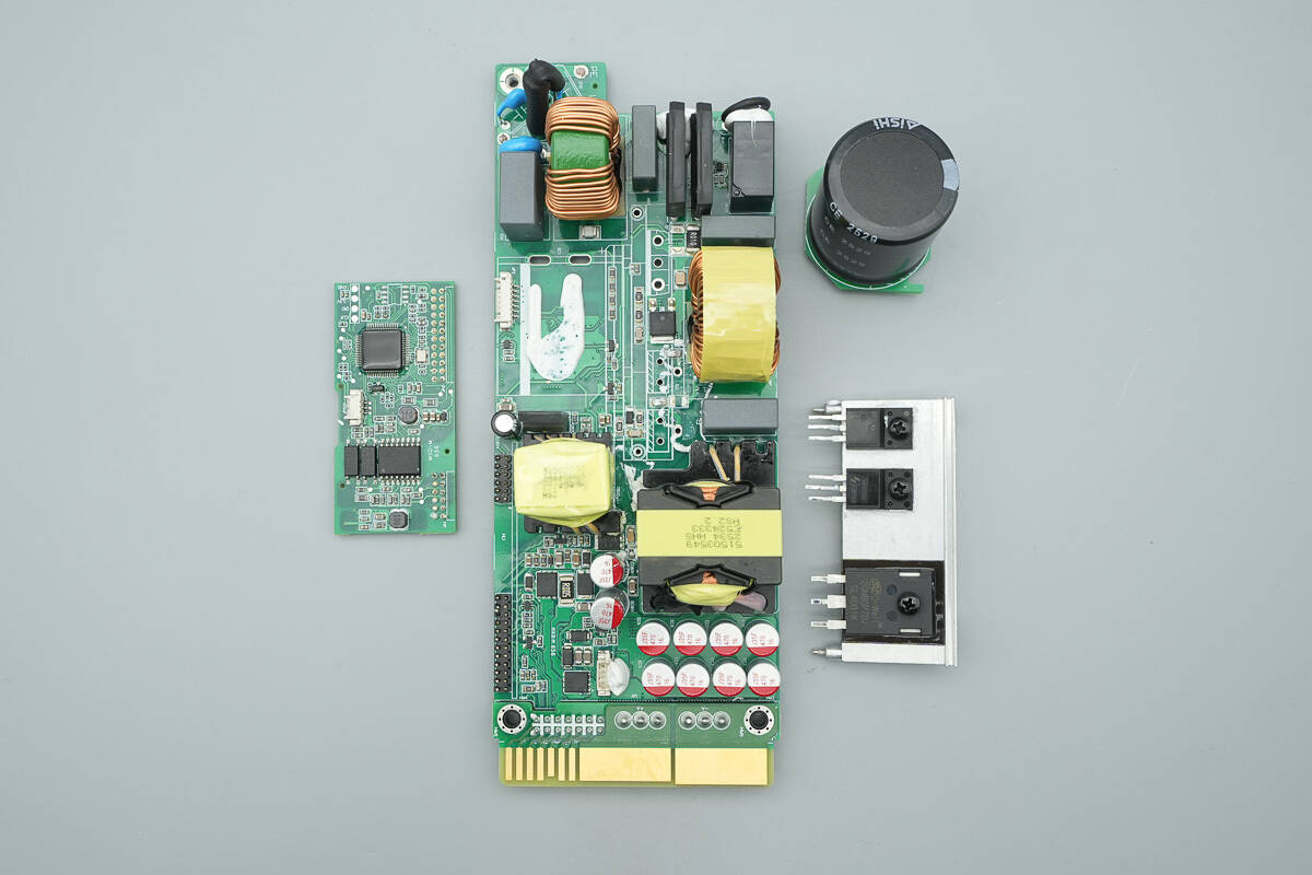 Teardown of MORNSUN 550W Platinum SiC Server Power Supply (LMS550-P12B)-Chargerlab