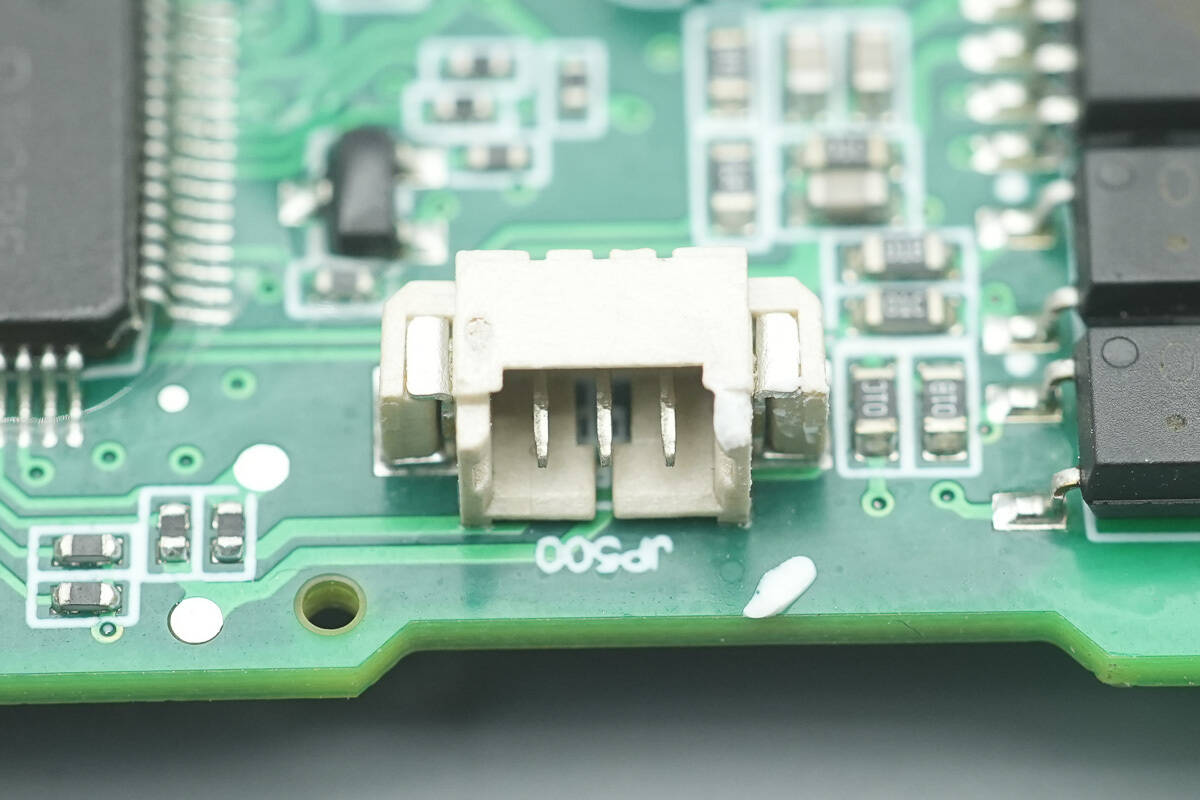 Teardown of MORNSUN 550W Platinum SiC Server Power Supply (LMS550-P12B)-Chargerlab