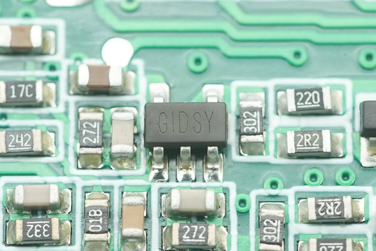 Teardown of MORNSUN 550W Platinum SiC Server Power Supply (LMS550-P12B)-Chargerlab