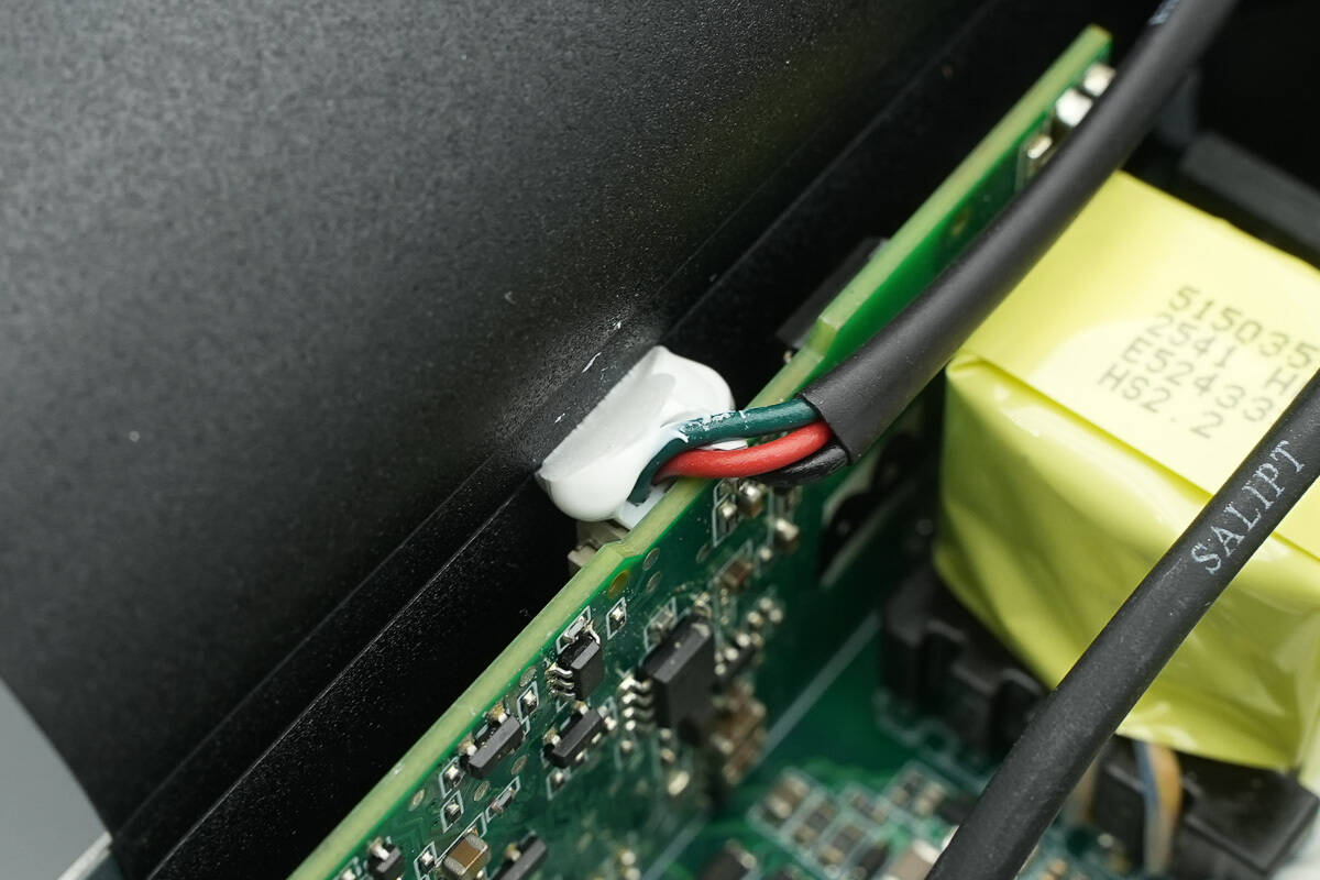 Teardown of MORNSUN 550W Platinum SiC Server Power Supply (LMS550-P12B)-Chargerlab