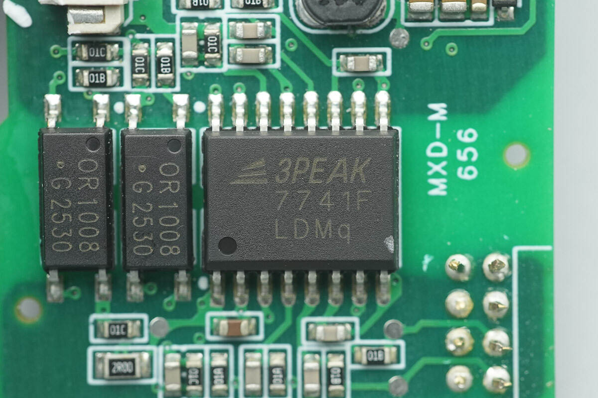 Teardown of MORNSUN 550W Platinum SiC Server Power Supply (LMS550-P12B)-Chargerlab