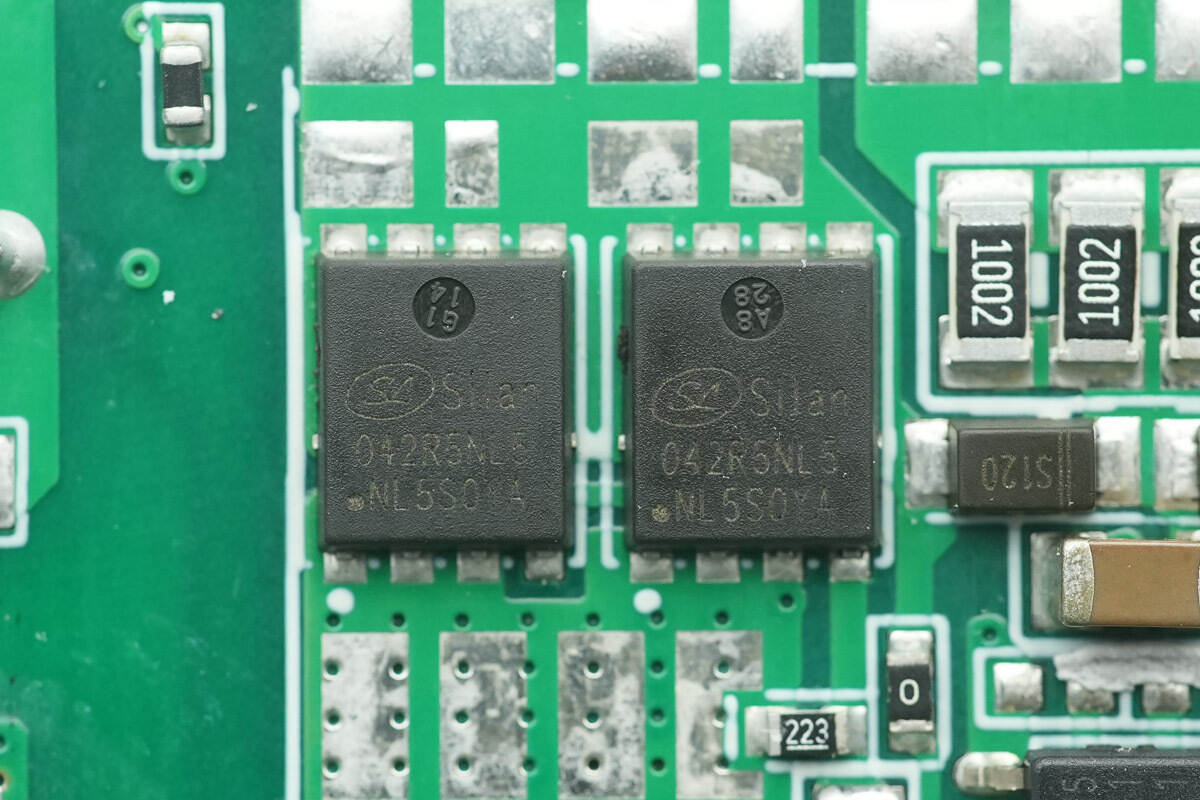 Teardown of MORNSUN 550W Platinum SiC Server Power Supply (LMS550-P12B)-Chargerlab