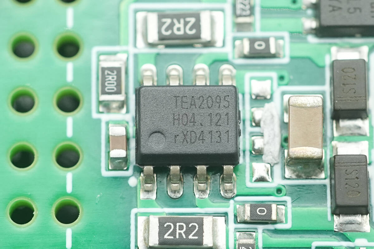 Teardown of MORNSUN 550W Platinum SiC Server Power Supply (LMS550-P12B)-Chargerlab