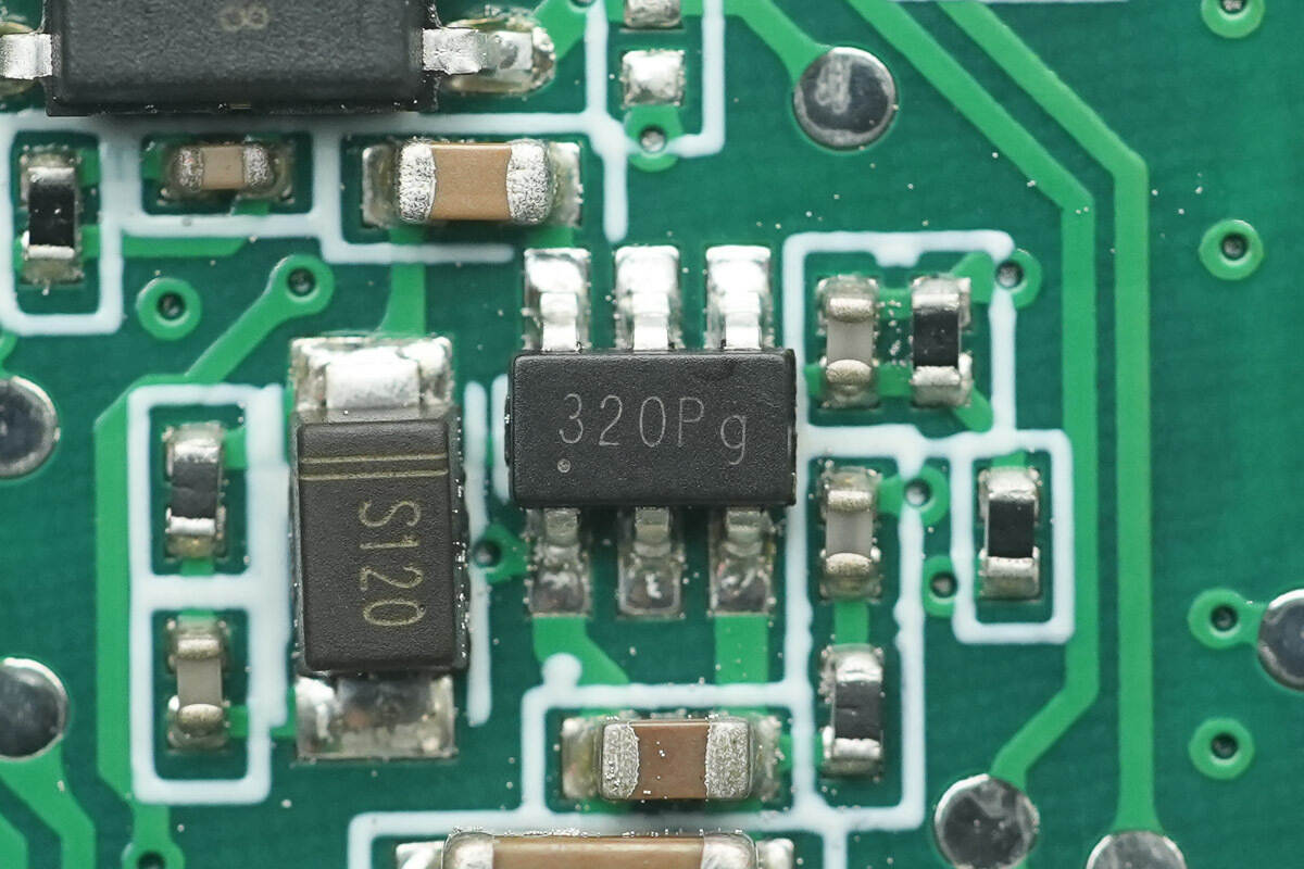 Teardown of MORNSUN 550W Platinum SiC Server Power Supply (LMS550-P12B)-Chargerlab