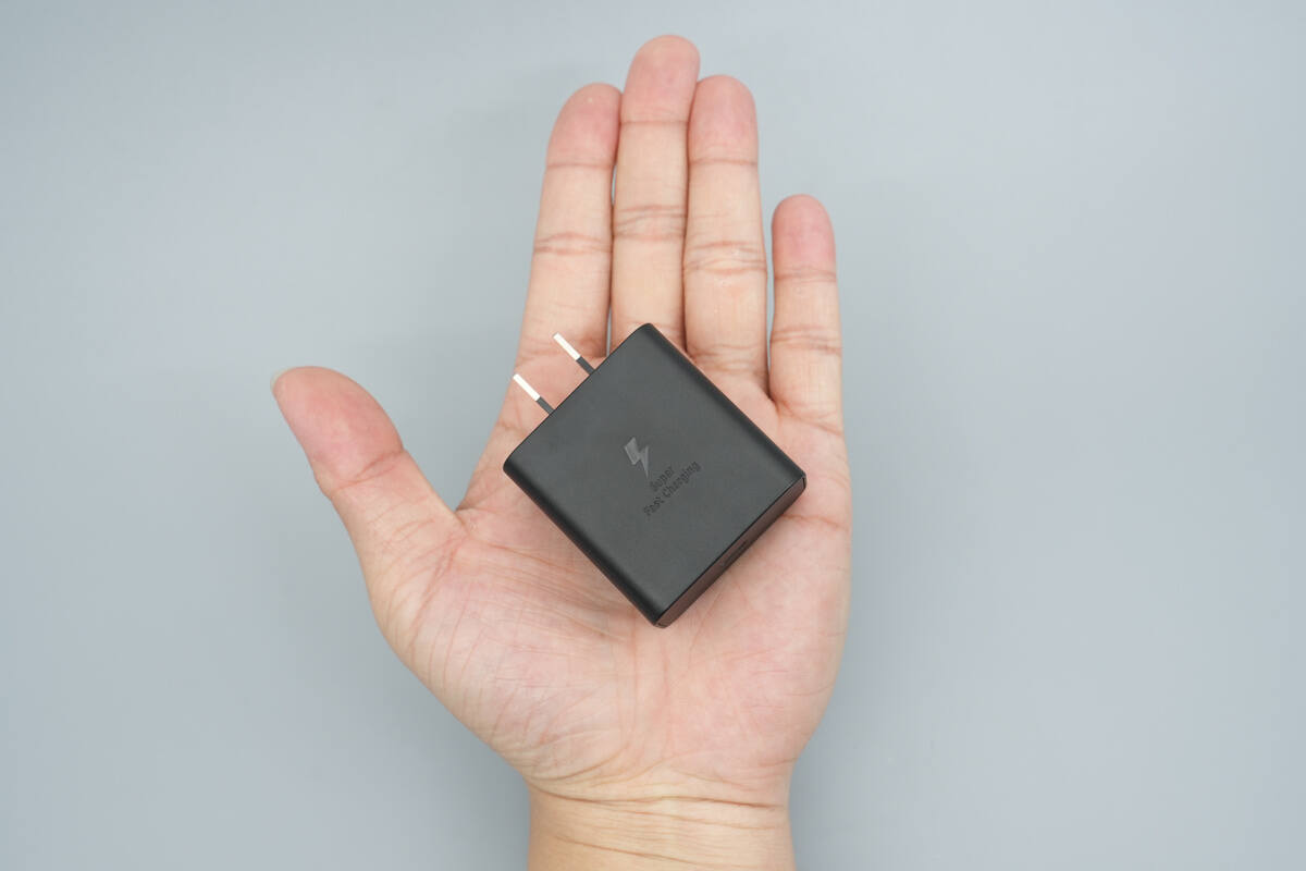 Teardown of Samsung 60W Low Standby GaN Charger (EP-T6010)-Chargerlab