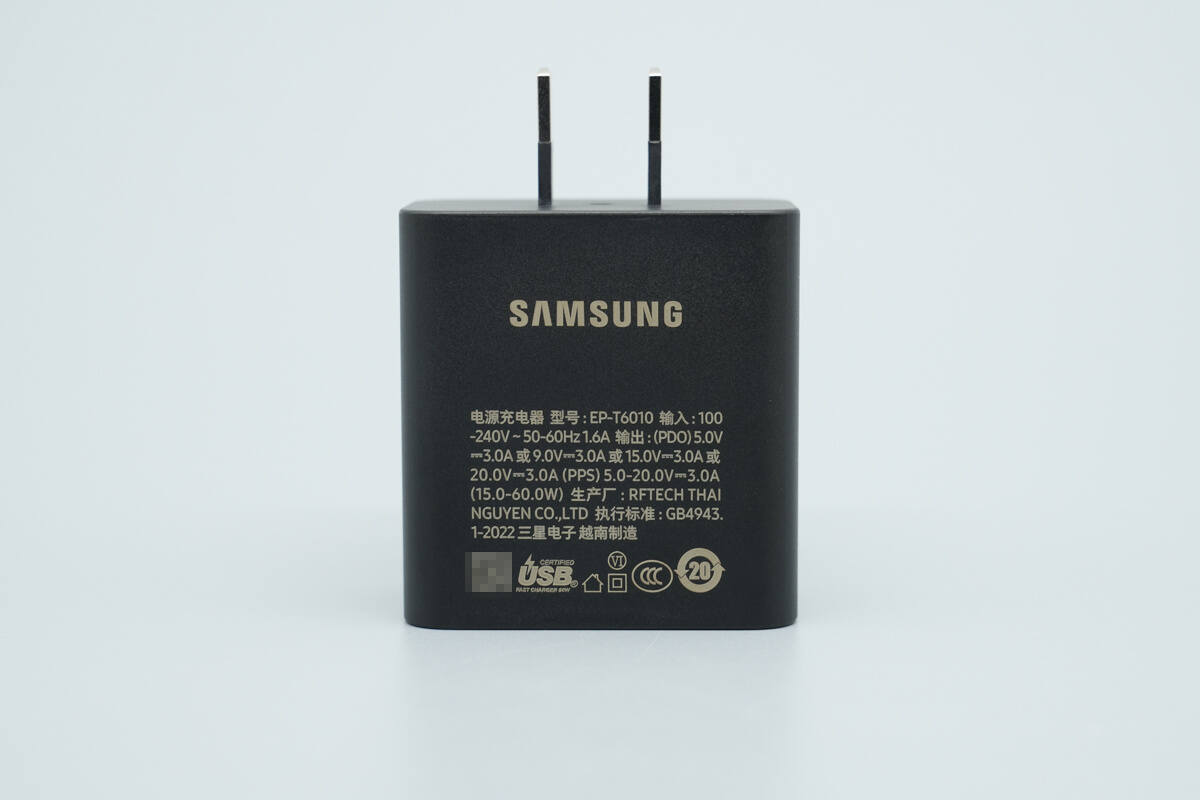 Teardown of Samsung 60W Low Standby GaN Charger (EP-T6010)-Chargerlab