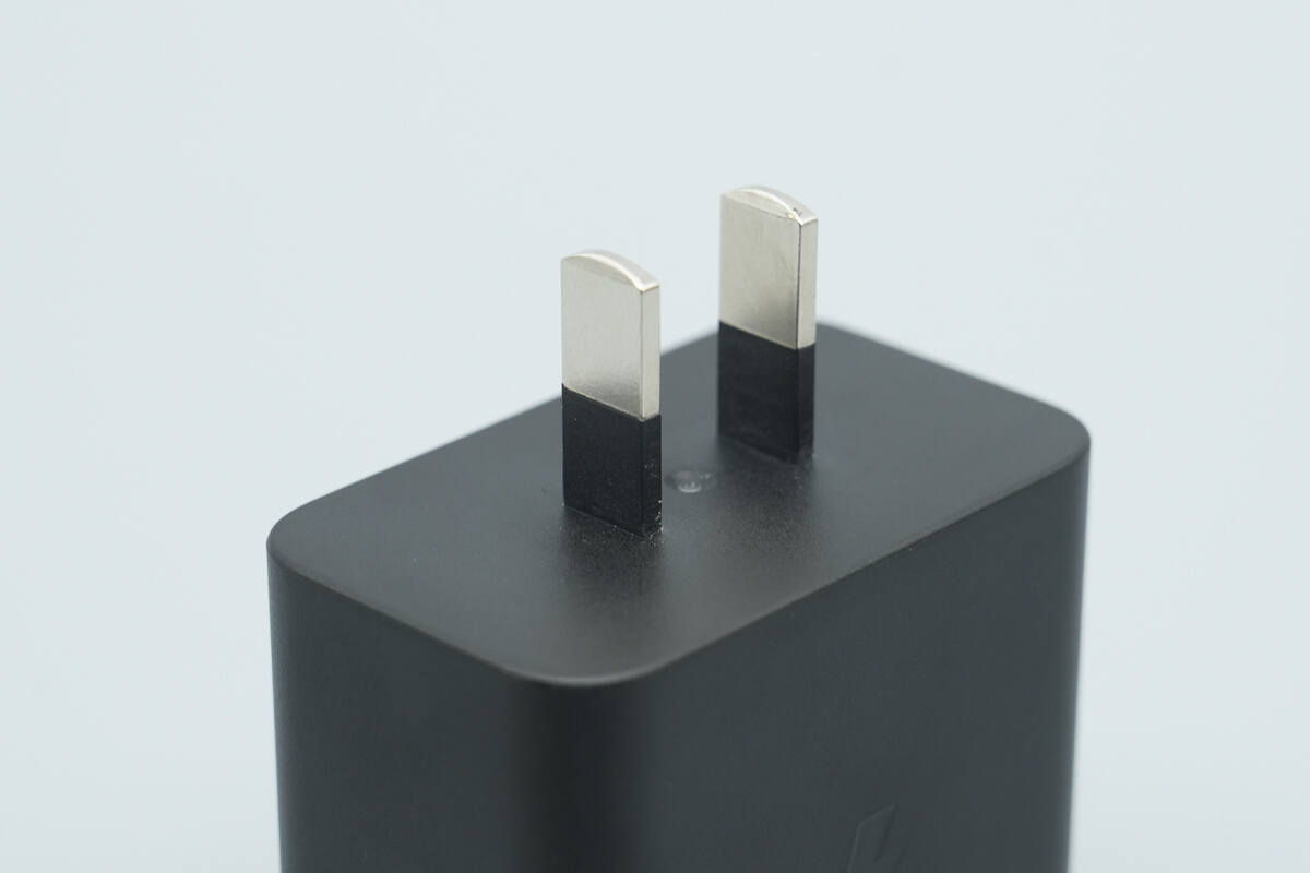 Teardown of Samsung 60W Low Standby GaN Charger (EP-T6010)-Chargerlab