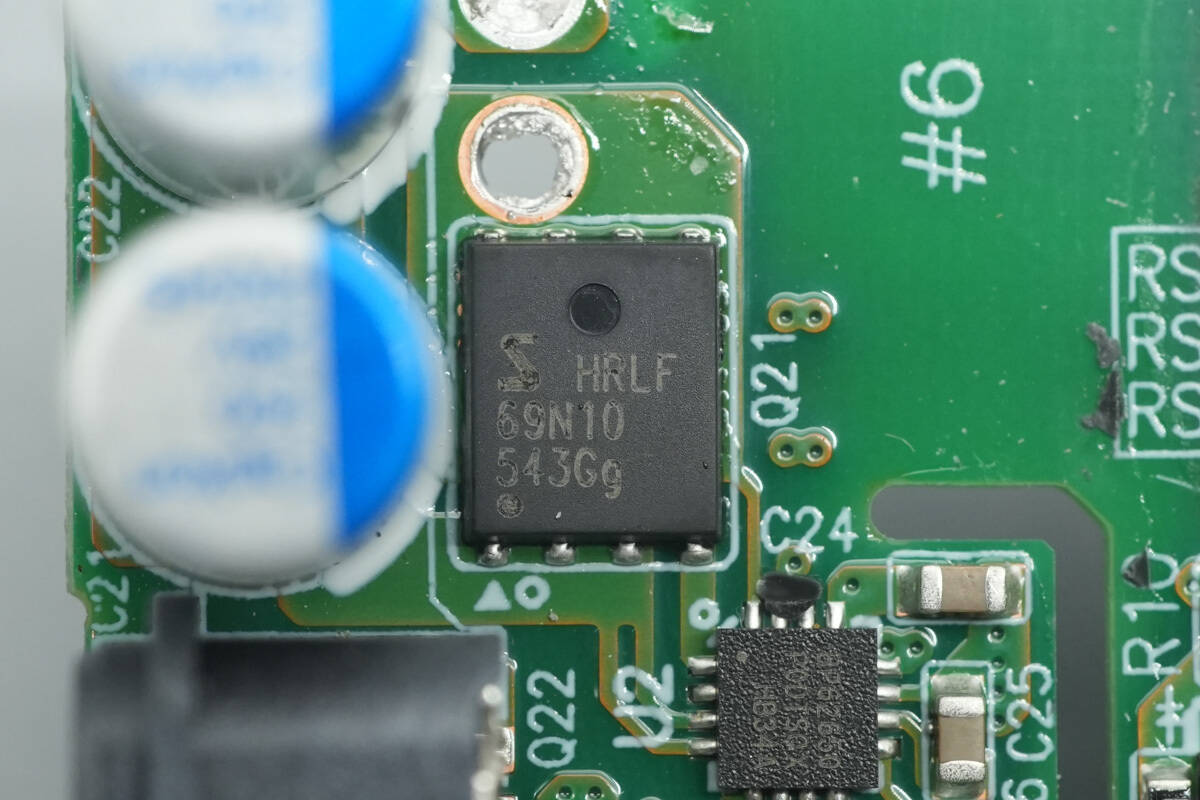 Teardown of Samsung 60W Low Standby GaN Charger (EP-T6010)-Chargerlab