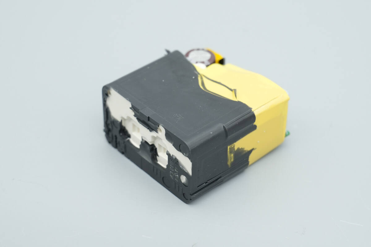 Teardown of Samsung 60W Low Standby GaN Charger (EP-T6010)-Chargerlab