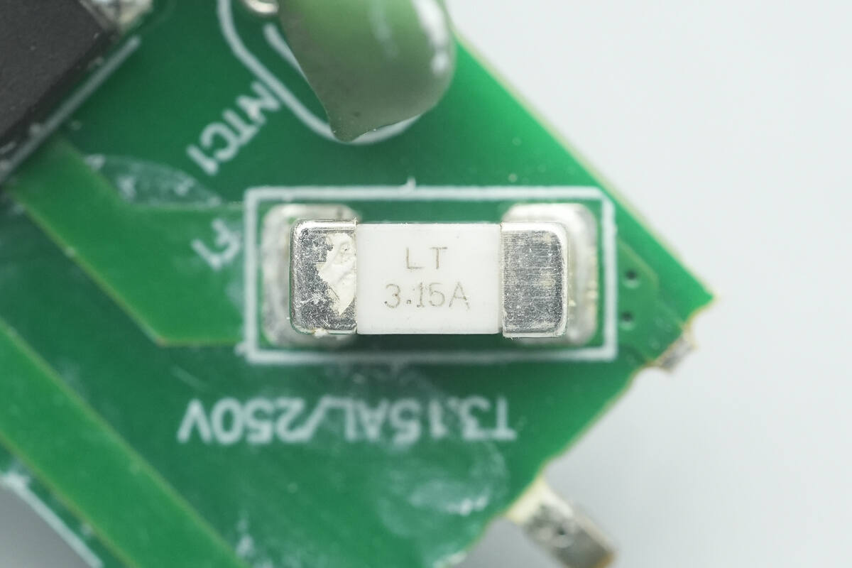 Teardown of HuntKey 65W Dual USB-C GaN Charger (H02)-Chargerlab