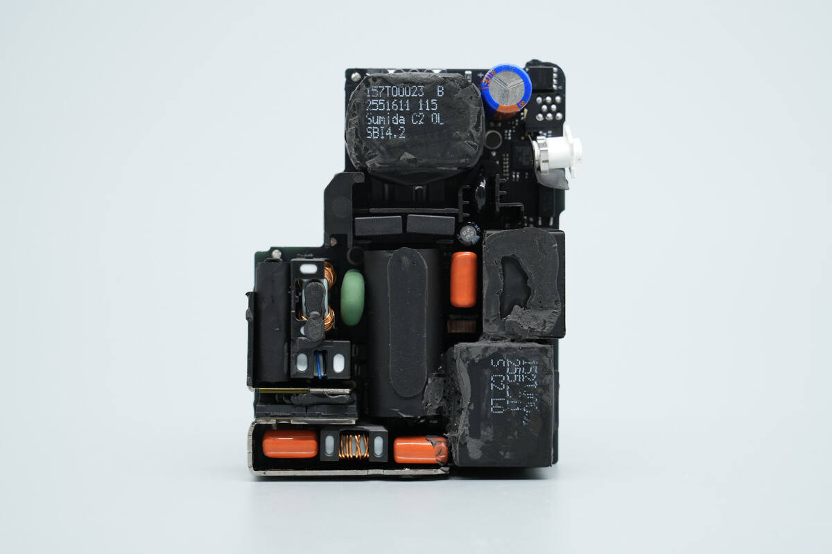 Teardown of Apple 140W USB-C Power Adapter (A3607)-Chargerlab