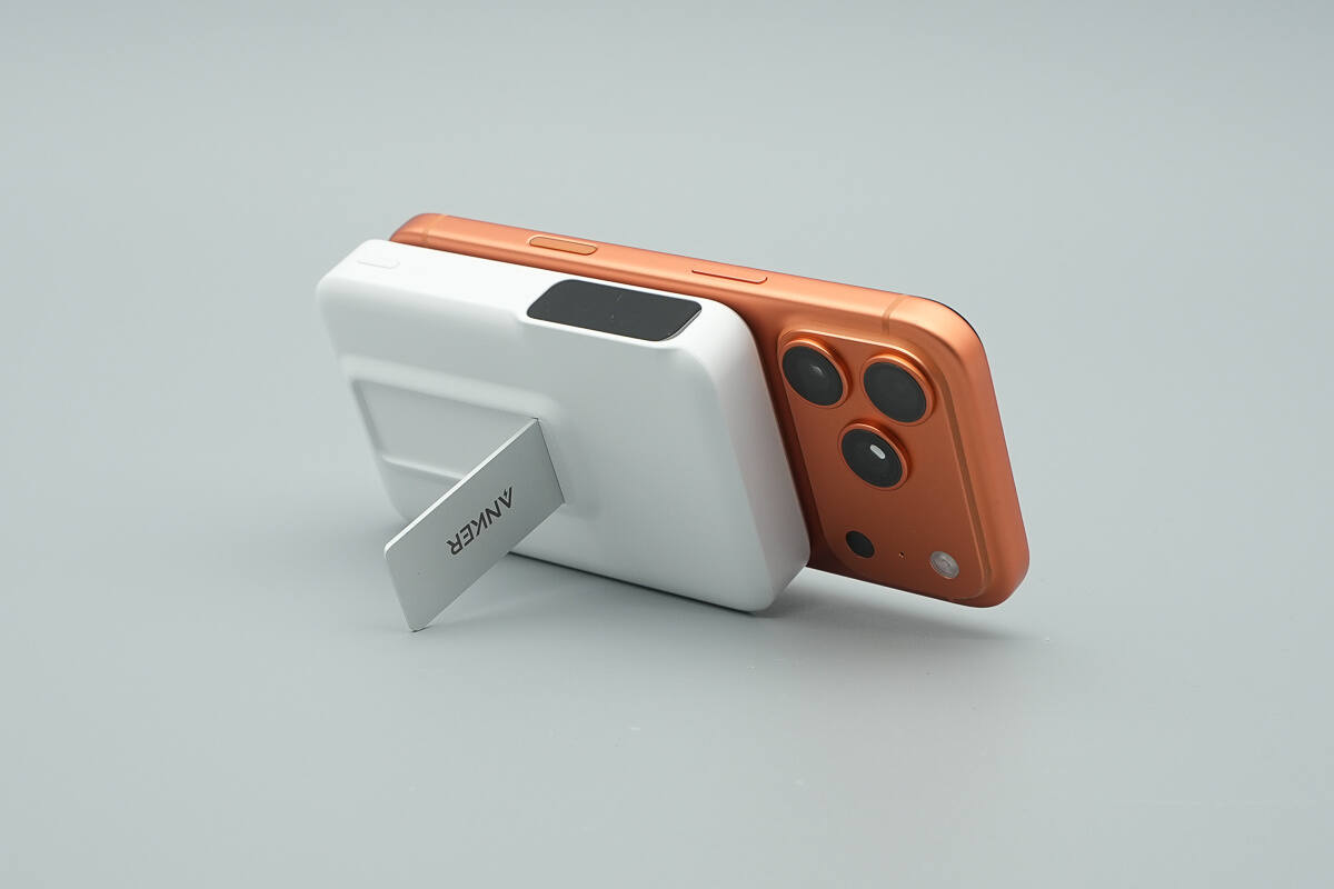 Teardown of Anker Nano 10000mAh Magnetic Wireless Charger Power Bank (A110Z)-Chargerlab