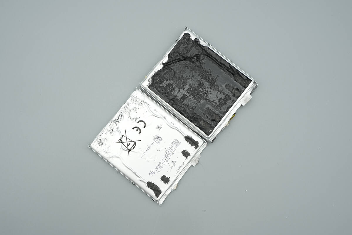 Teardown of Anker Nano 10000mAh Magnetic Wireless Charger Power Bank (A110Z)-Chargerlab