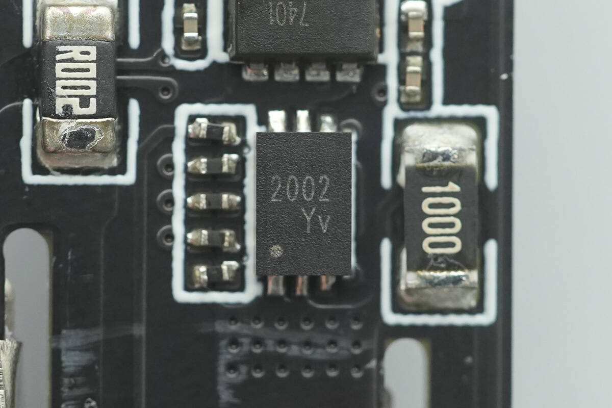 Teardown of Anker Nano 10000mAh Magnetic Wireless Charger Power Bank (A110Z)-Chargerlab