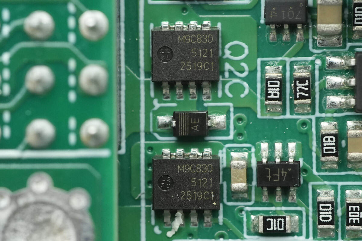 Teardown of Great Wall 800W Platinum SiC Server Power Supply (GW-CRPS800N2)-Chargerlab