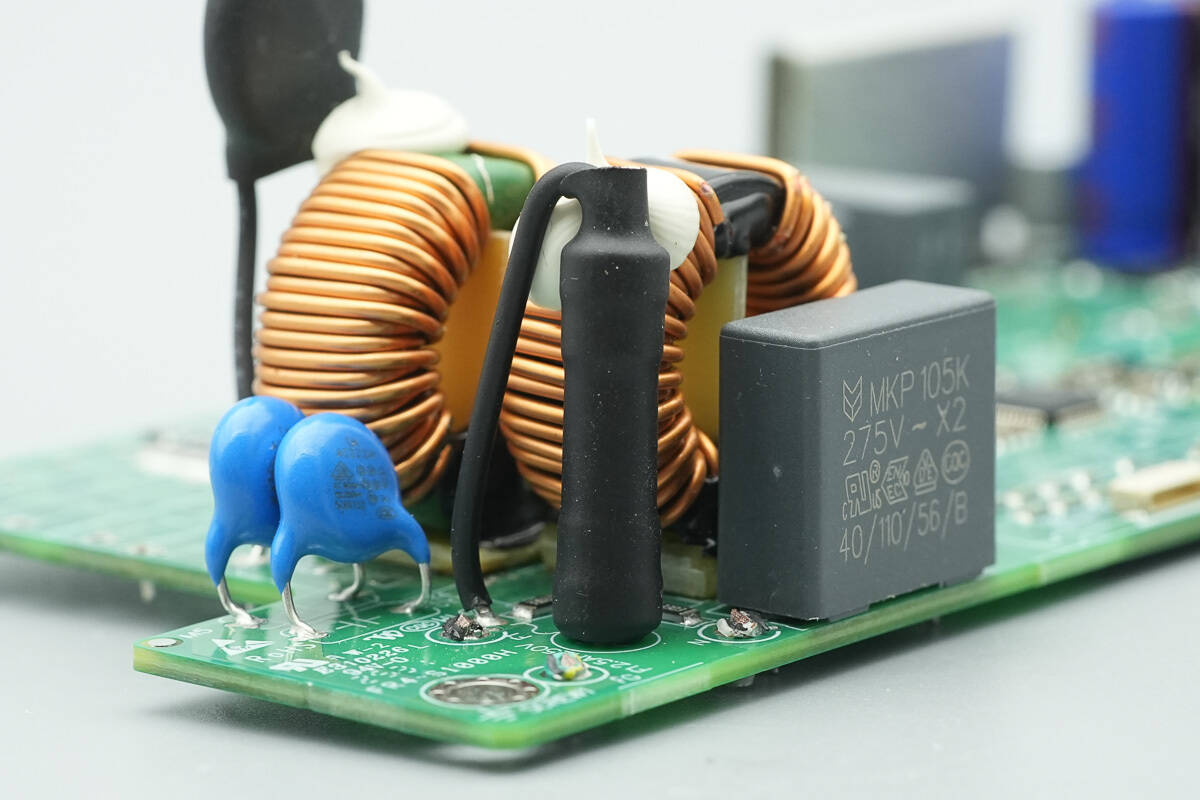 Teardown of Great Wall 800W Platinum SiC Server Power Supply (GW-CRPS800N2)-Chargerlab