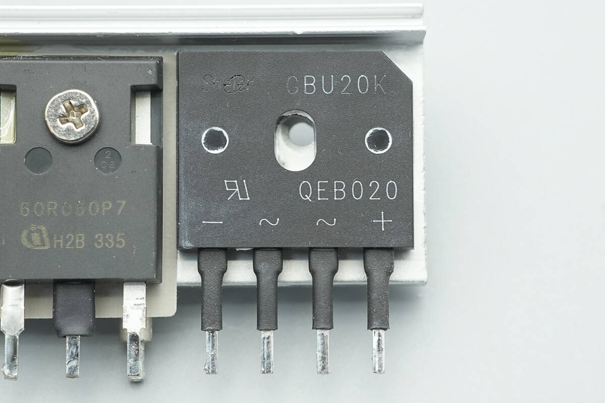 Teardown of Great Wall 800W Platinum SiC Server Power Supply (GW-CRPS800N2)-Chargerlab