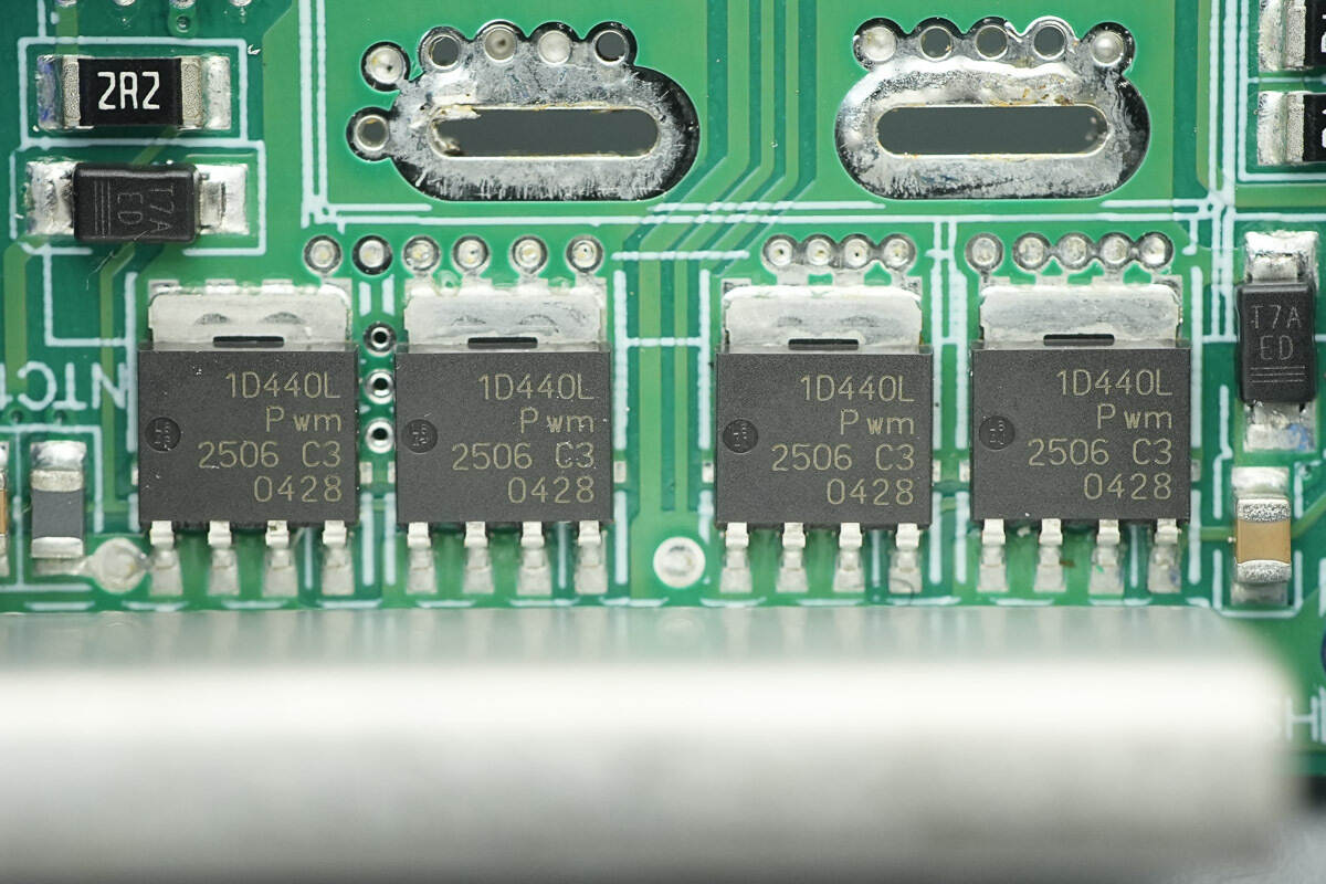 Teardown of Great Wall 800W Platinum SiC Server Power Supply (GW-CRPS800N2)-Chargerlab