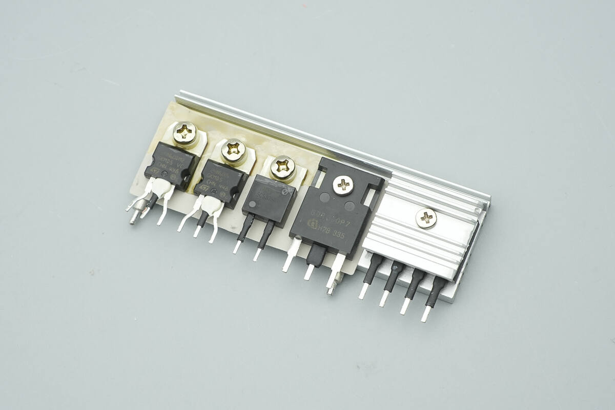 Teardown of Great Wall 800W Platinum SiC Server Power Supply (GW-CRPS800N2)-Chargerlab