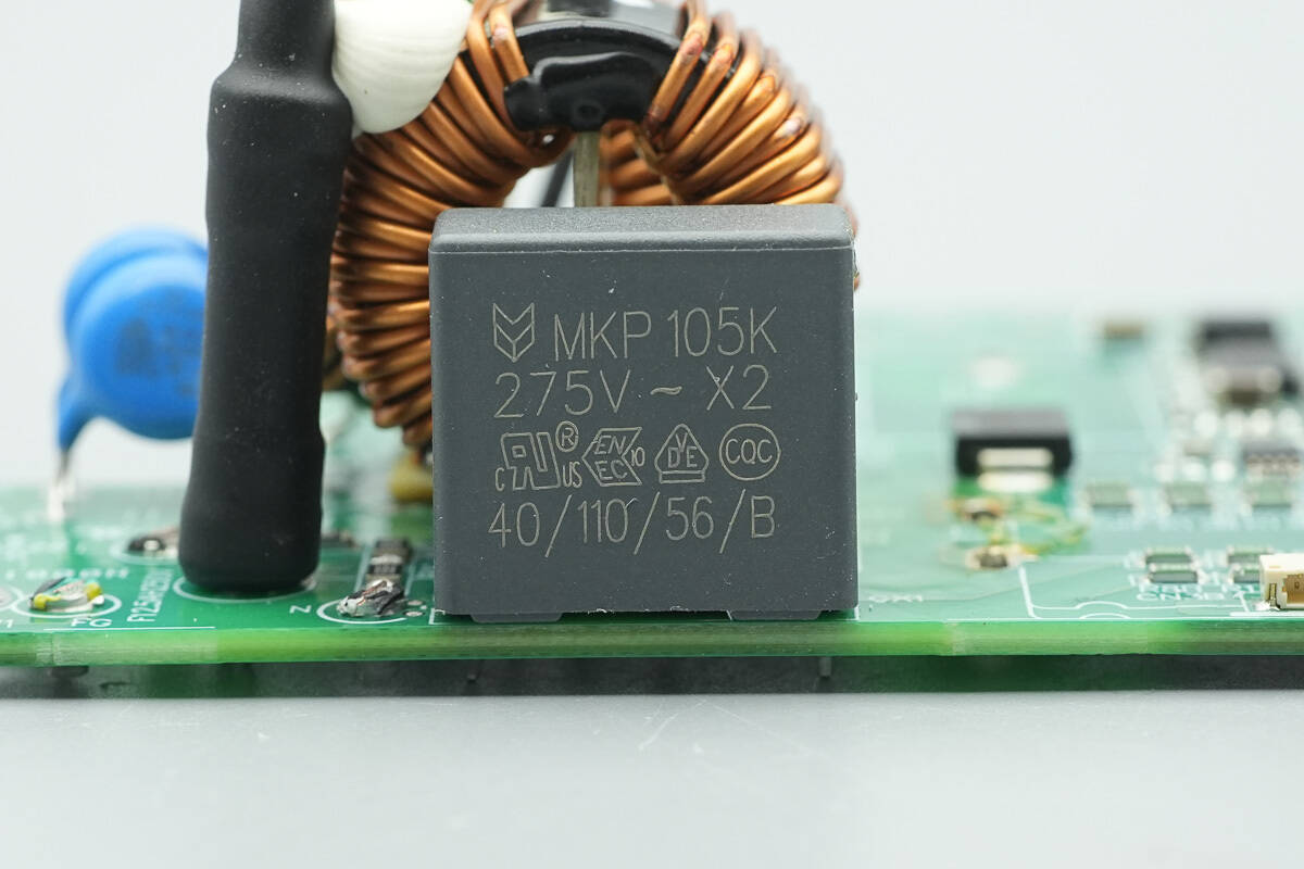 Teardown of Great Wall 800W Platinum SiC Server Power Supply (GW-CRPS800N2)-Chargerlab