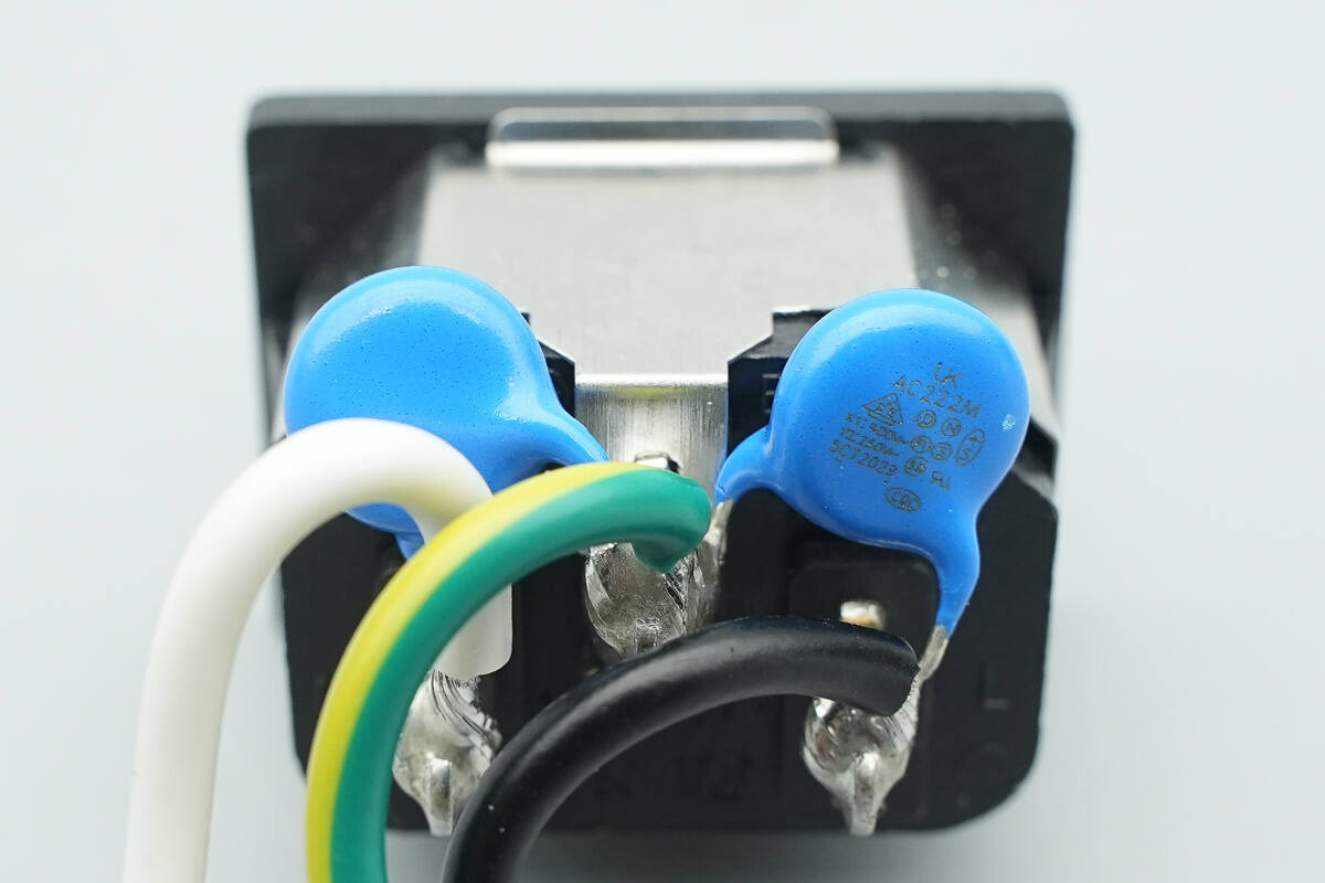 Teardown of Great Wall 800W Platinum SiC Server Power Supply (GW-CRPS800N2)-Chargerlab