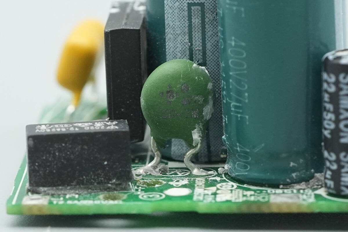 Teardown of HONOR 120W GaN Charger (HN-200600C02)-Chargerlab