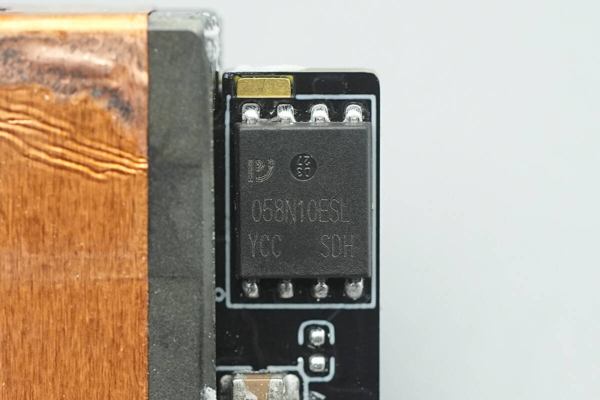 Teardown of HONOR 120W GaN Charger (HN-200600C02)-Chargerlab