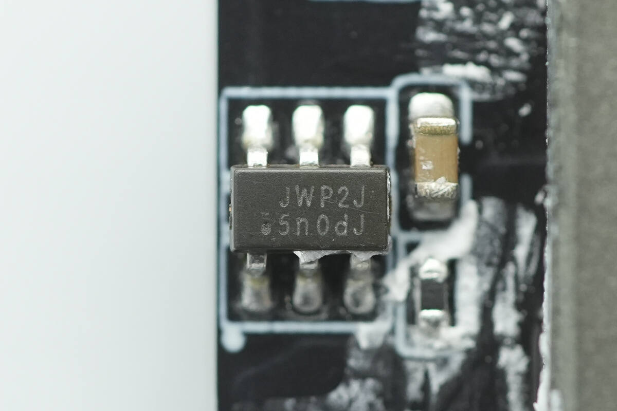 Teardown of HONOR 120W GaN Charger (HN-200600C02)-Chargerlab