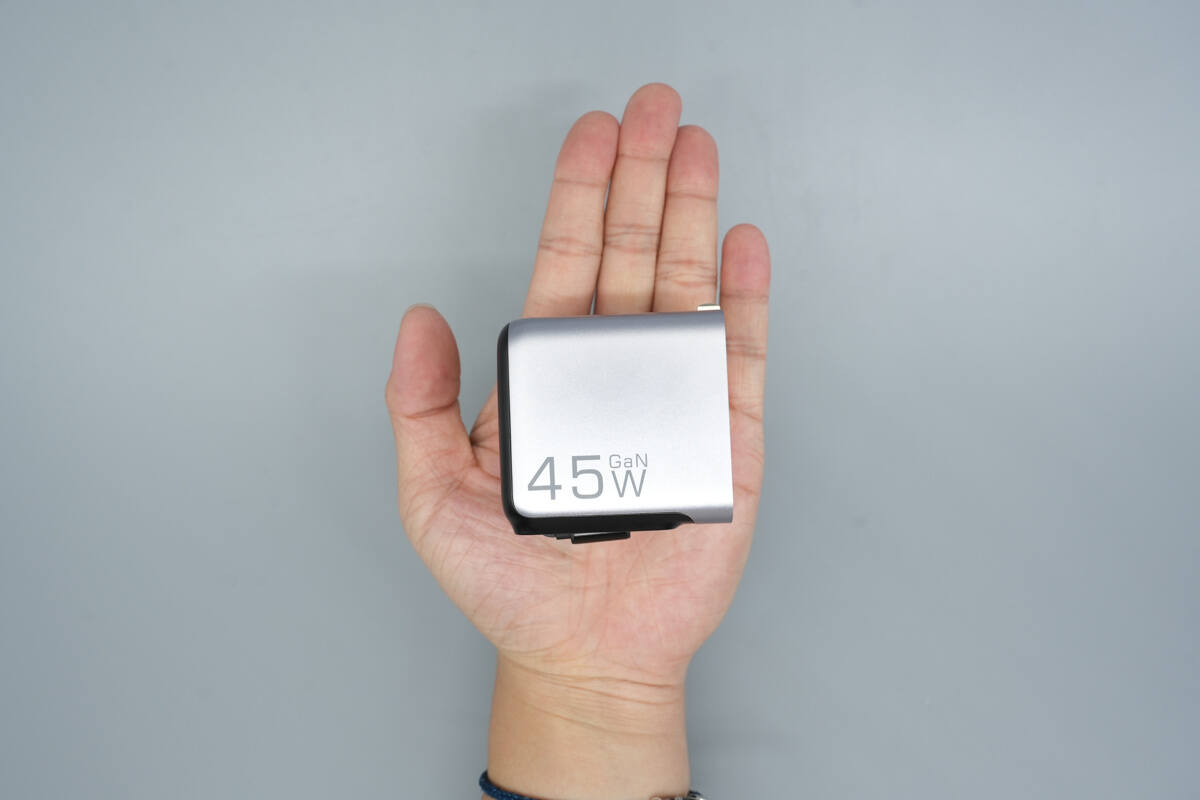 Teardown of HuntKey 45W GaN Charger (HKC04520023-0J2)-Chargerlab