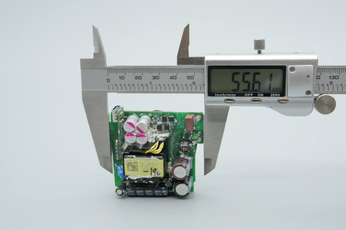 Teardown of HuntKey 45W GaN Charger (HKC04520023-0J2)-Chargerlab